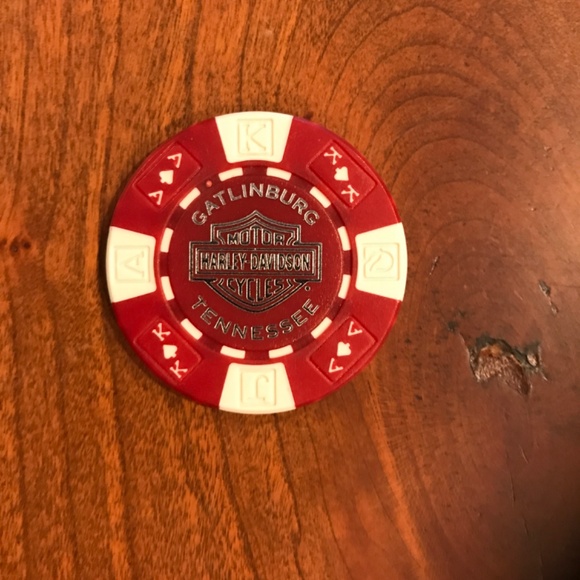 HARLEY-DAVIDSON HILLBILLY POKER CHIP - Picture 2 of 2